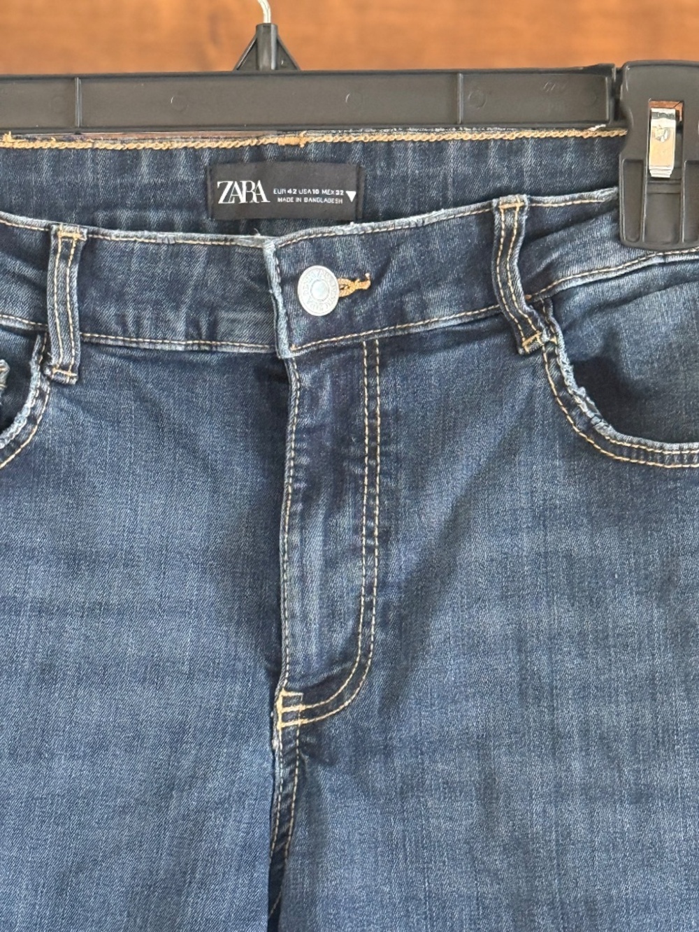 Zara Dark Wash Skinny Jeans - Size 10 - Picture 4 of 5